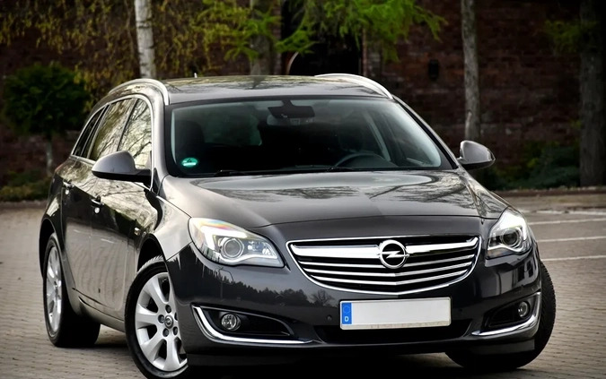 Opel Insignia cena 35900 przebieg: 199000, rok produkcji 2014 z Czarna Woda małe 781